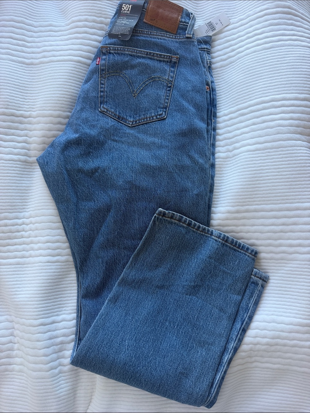 Levi's Straight Jeans in Medium Blue Denim